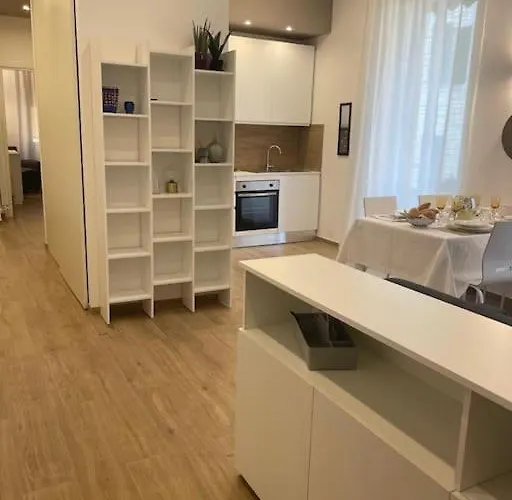 Camar 110 Apartman La Spezia